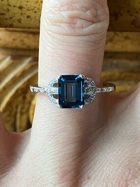 London Blue Topaz White Diamond Sterling Silver Ring Size 8